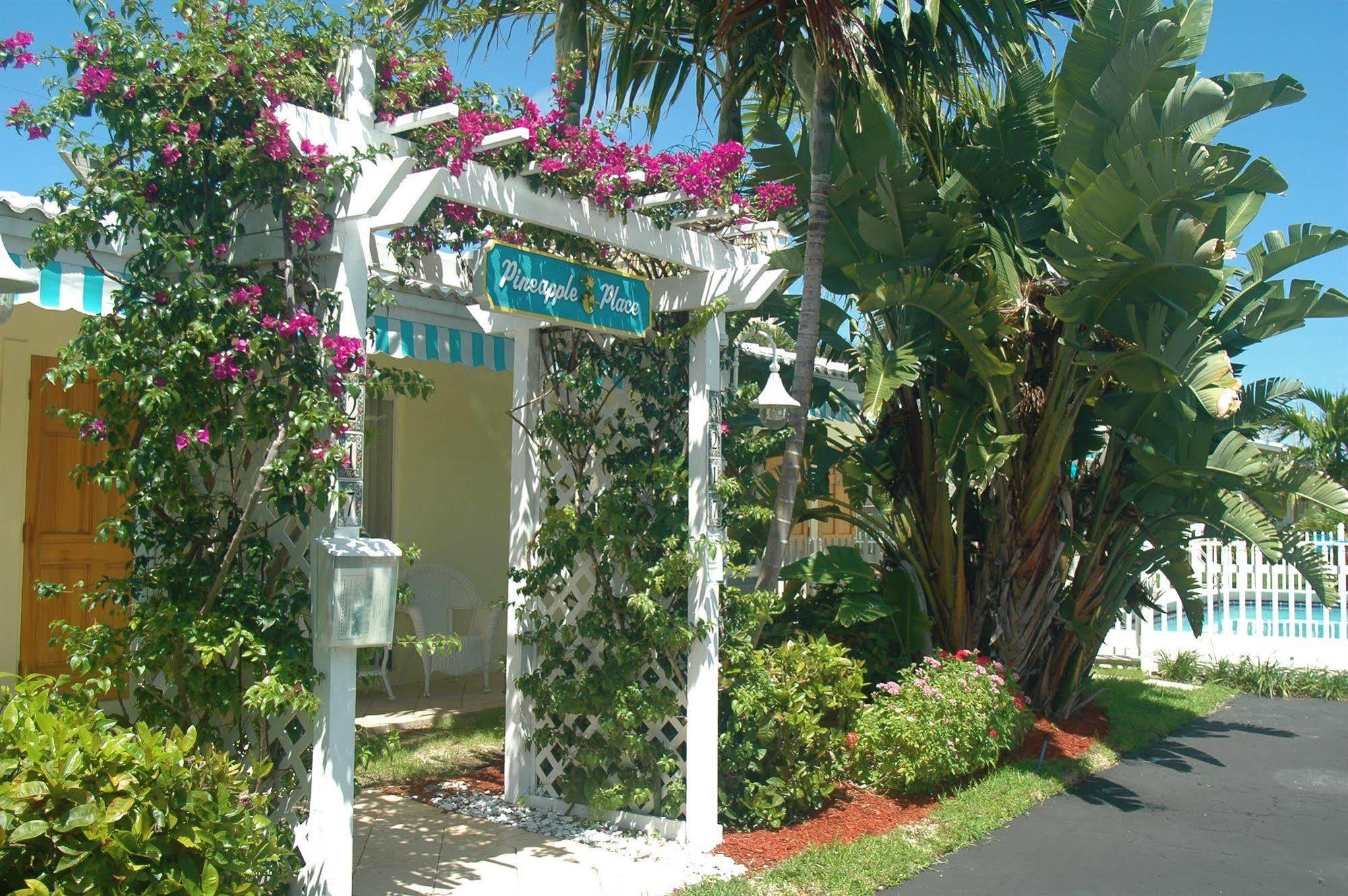 Pineapple Place Apartment Pompano Beach Exterior photo