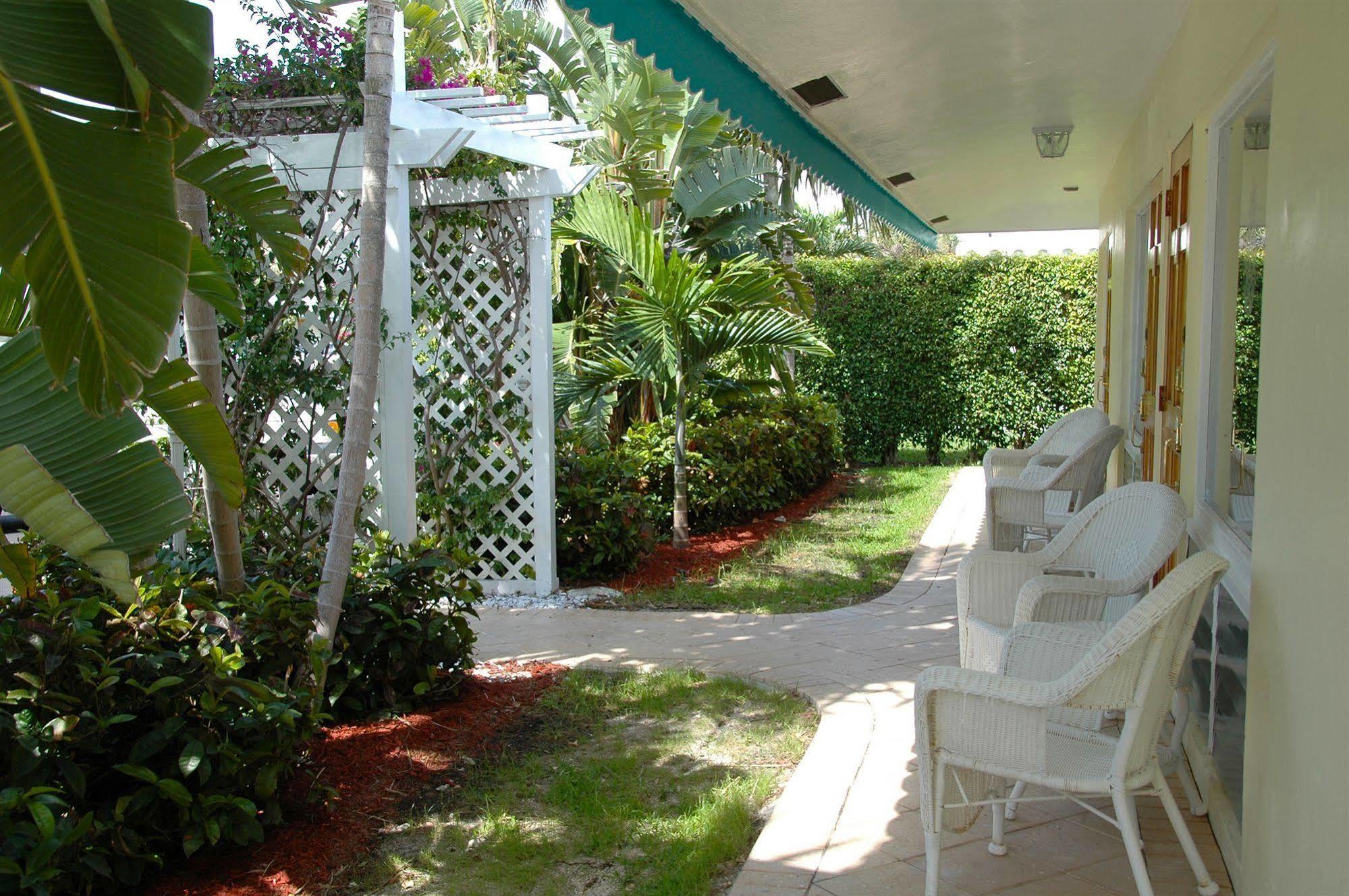 Pineapple Place Apartment Pompano Beach Exterior photo